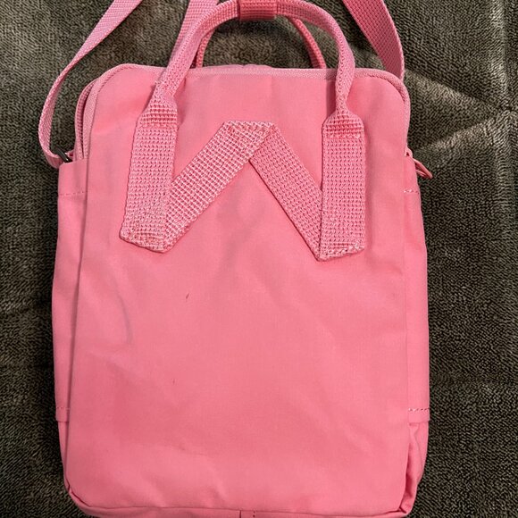 Pink Fjallraven Kanken Sling - Picture 3 of 5